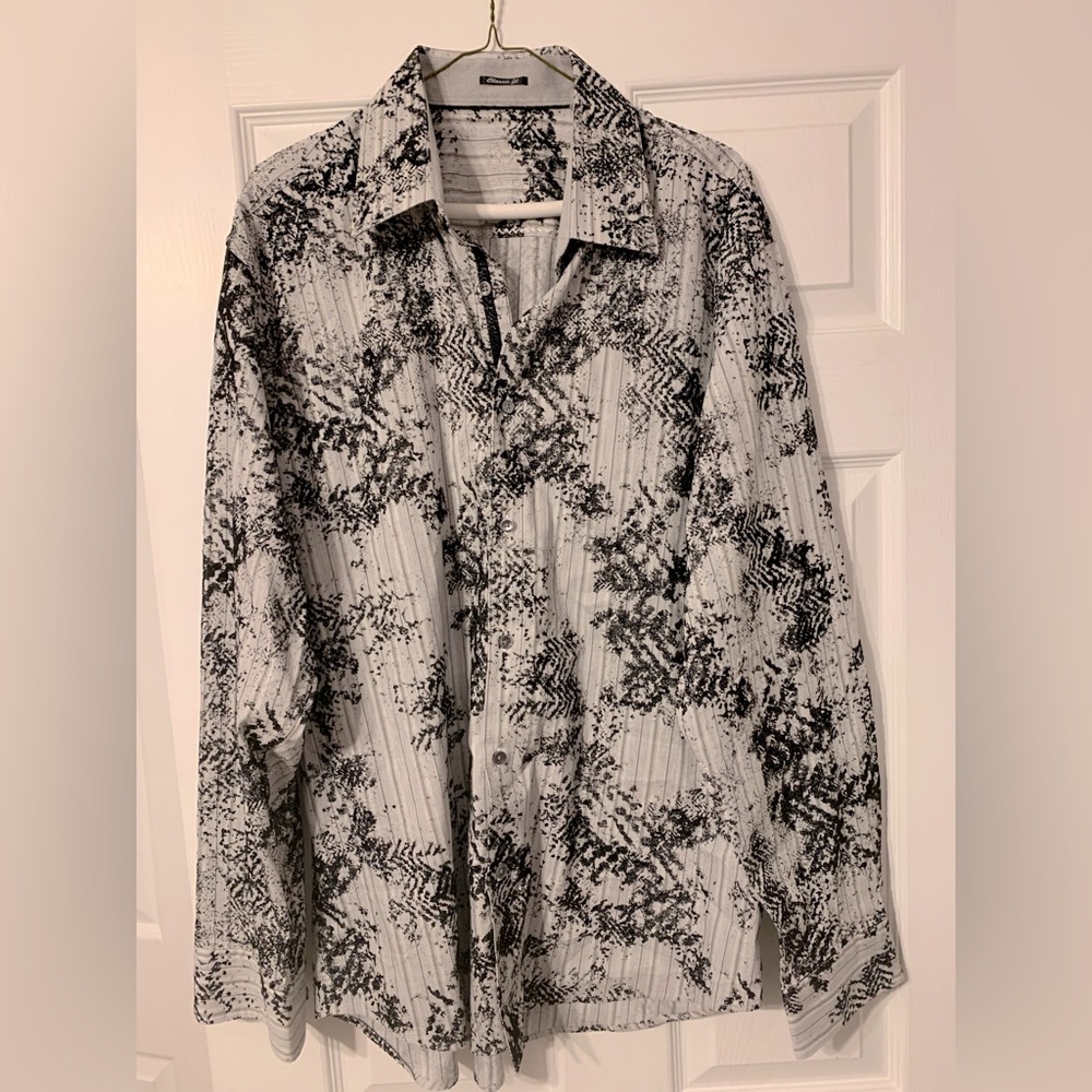 Bugatchi Uomo Mens long sleeve dress shirt light grey with black designs